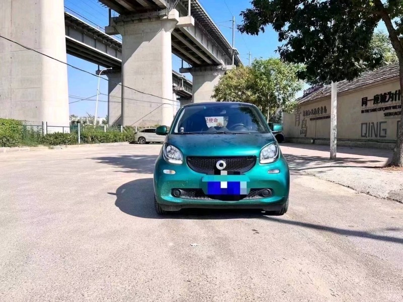 青岛16年奔驰smart1