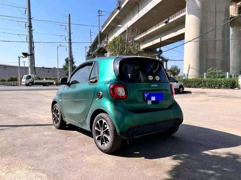 青岛16年奔驰smart8