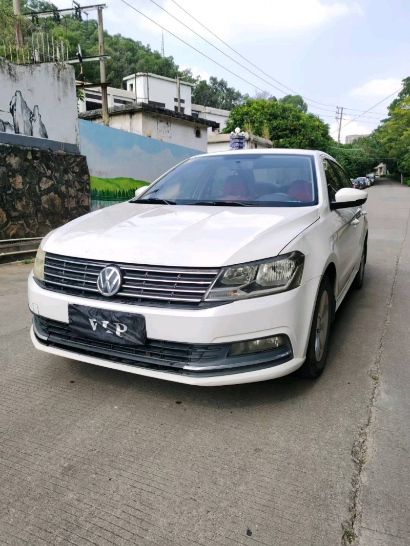 东莞15年大众朗逸2