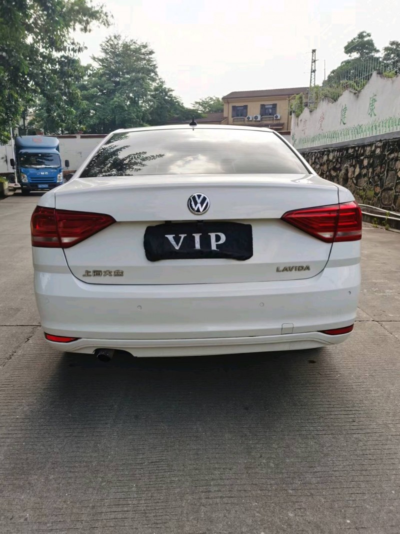 东莞15年大众朗逸9