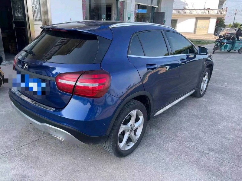 宜春18年奔驰GLA7