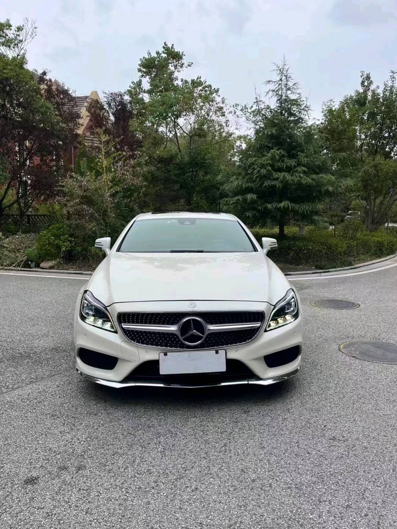 青岛17年奔驰CLS9