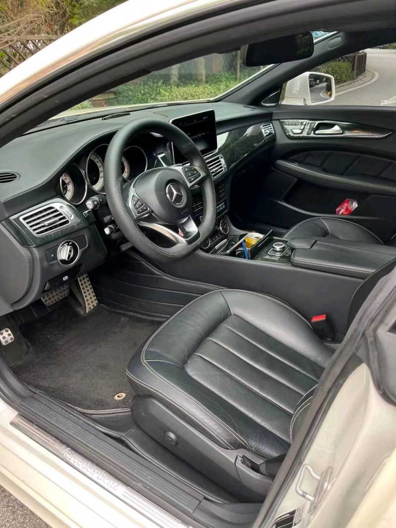 青岛17年奔驰CLS6