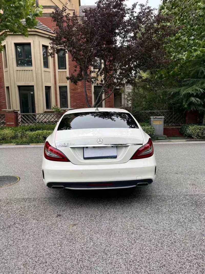 青岛17年奔驰CLS1