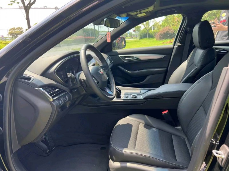 泰州18年凯迪拉克CT54