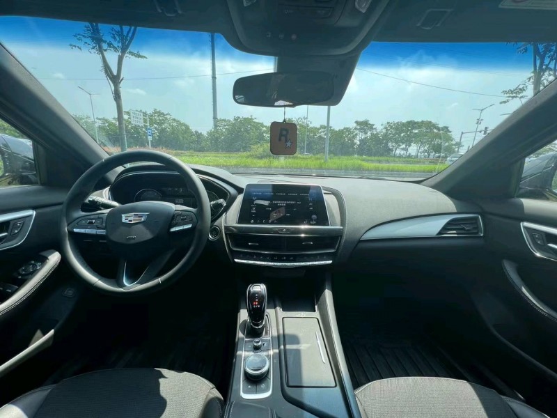 泰州18年凯迪拉克CT55