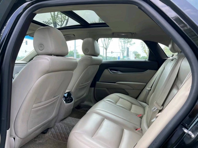 泰州17年凯迪拉克XTS6