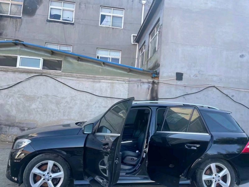 青岛15年奔驰ML2