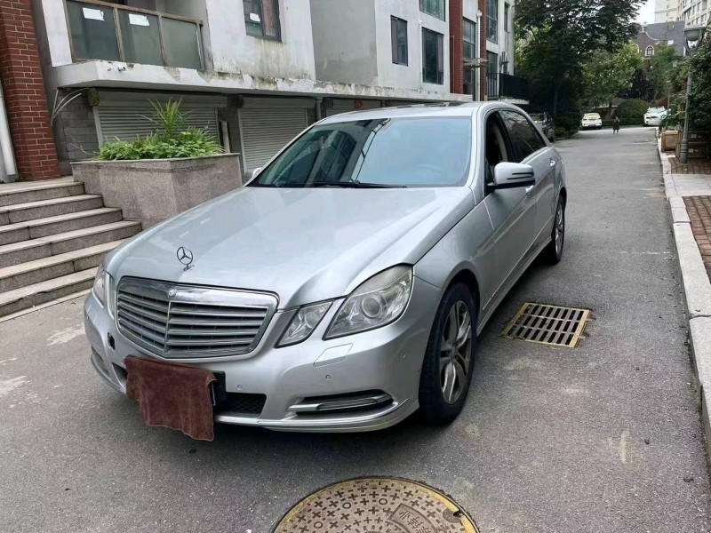 青岛13年奔驰E2