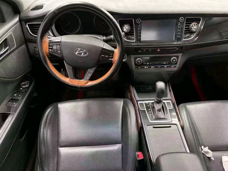 济南15年现代名图4