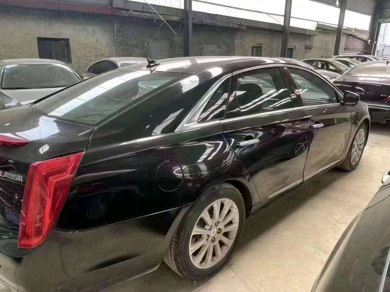 济南15年凯迪拉克XTS3