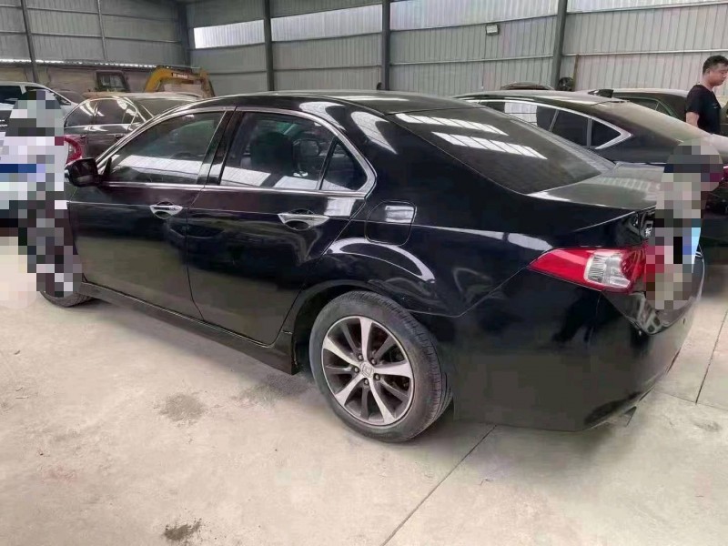 济南11年本田思铂睿8