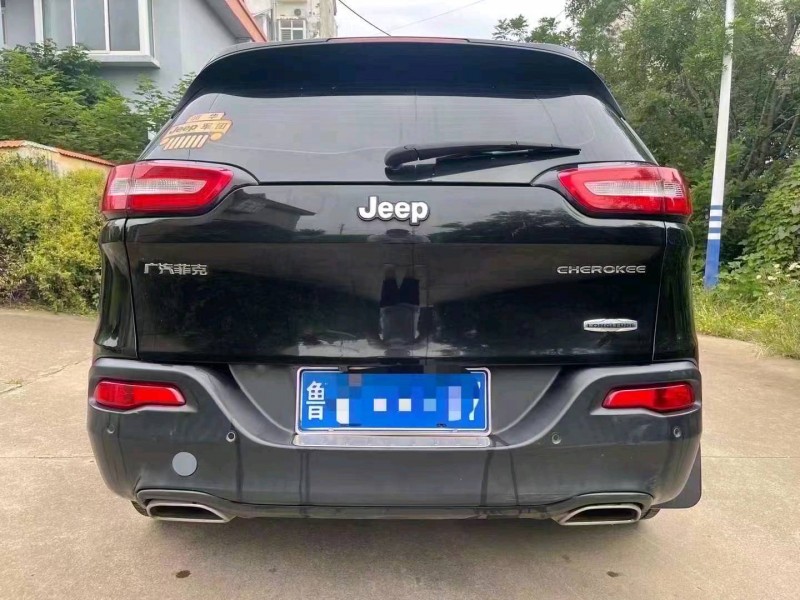 棗莊16年Jeep自由光1