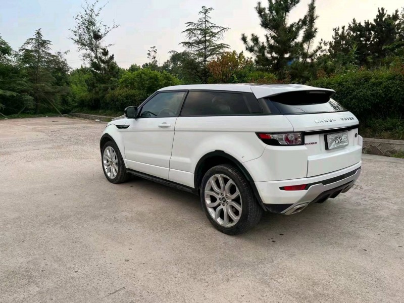 青岛14年路虎极光5