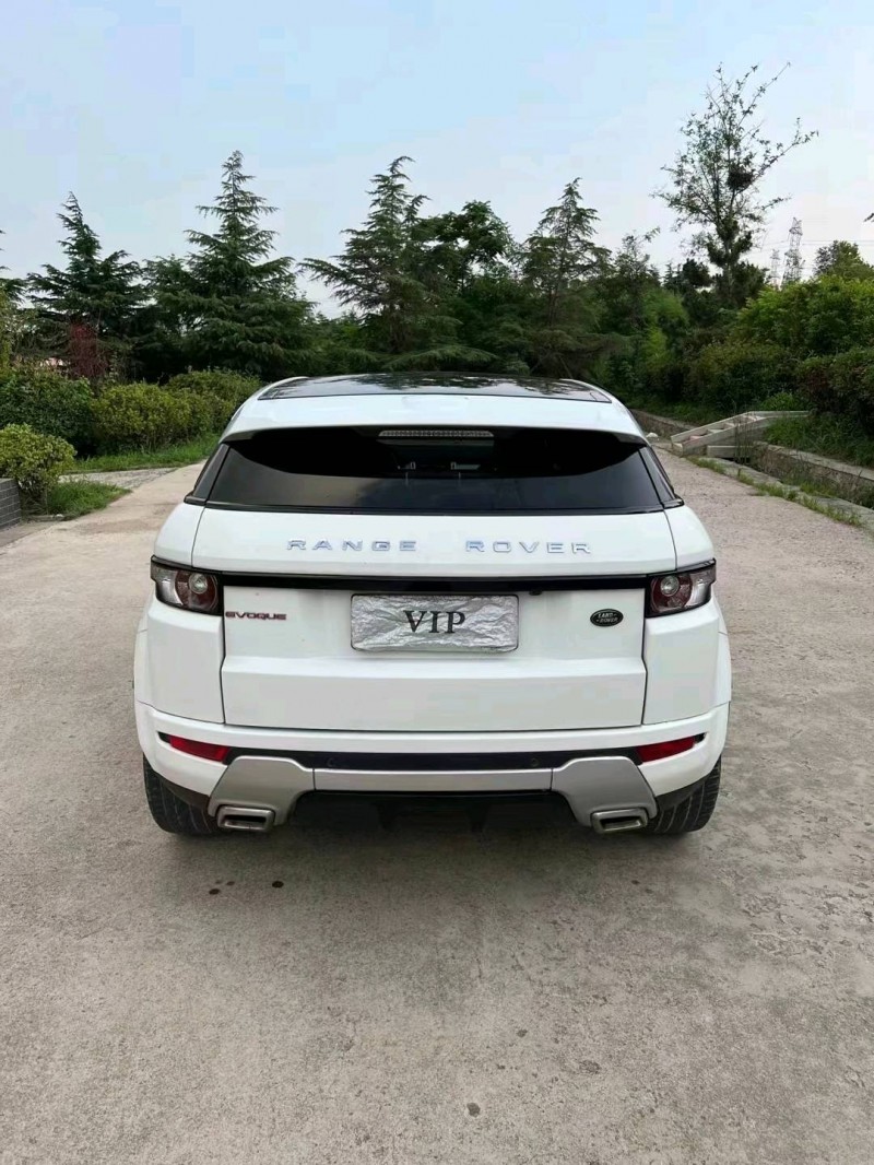 青岛14年路虎极光7