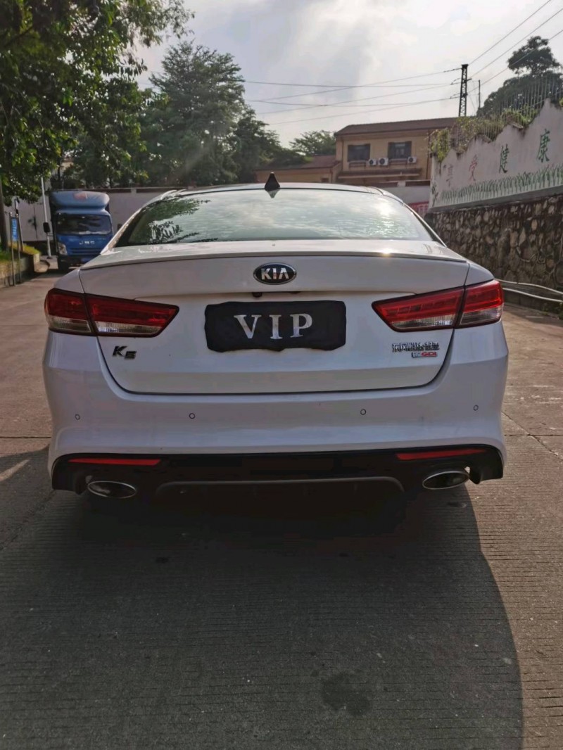 东莞17年起亚K59