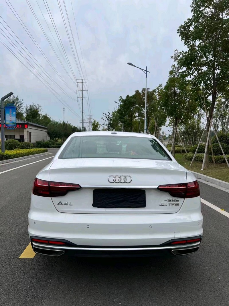 徐州22年奥迪A4L8