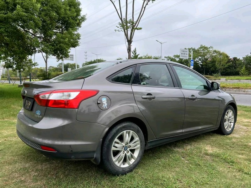 泰州15年福特福克斯1