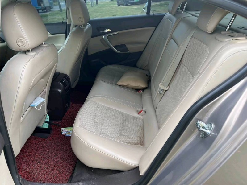 泰州12年别克君威6