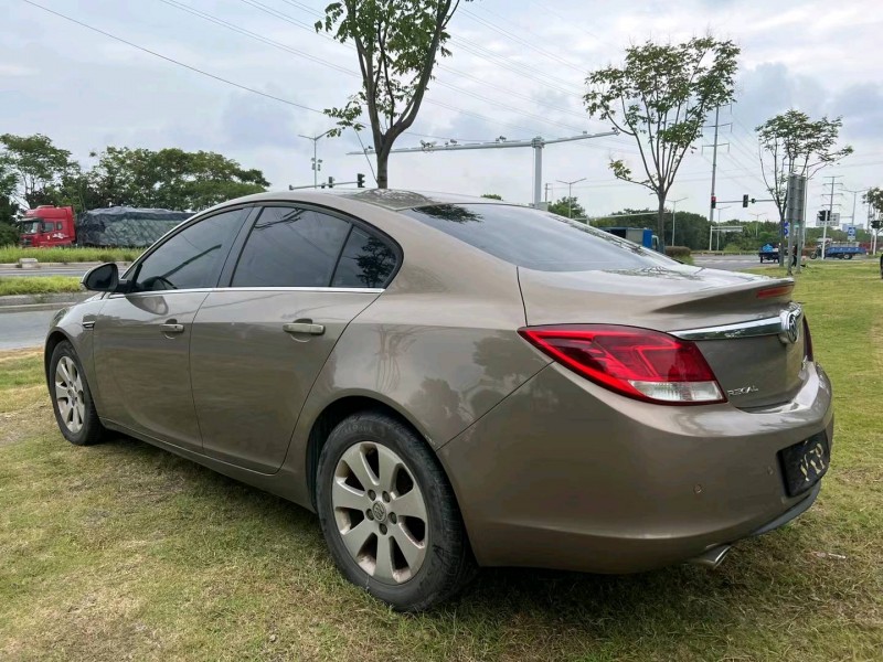 泰州12年别克君威7