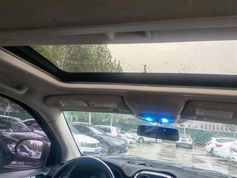 枣庄12年Jeep指南者5