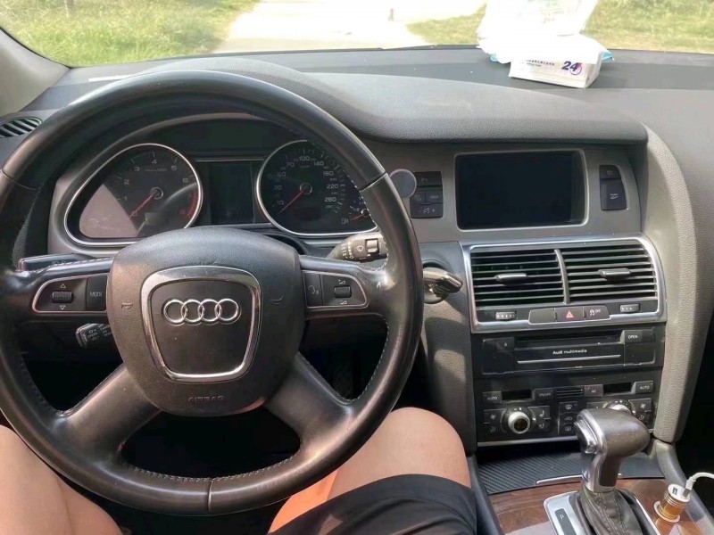 北京11年奥迪Q74