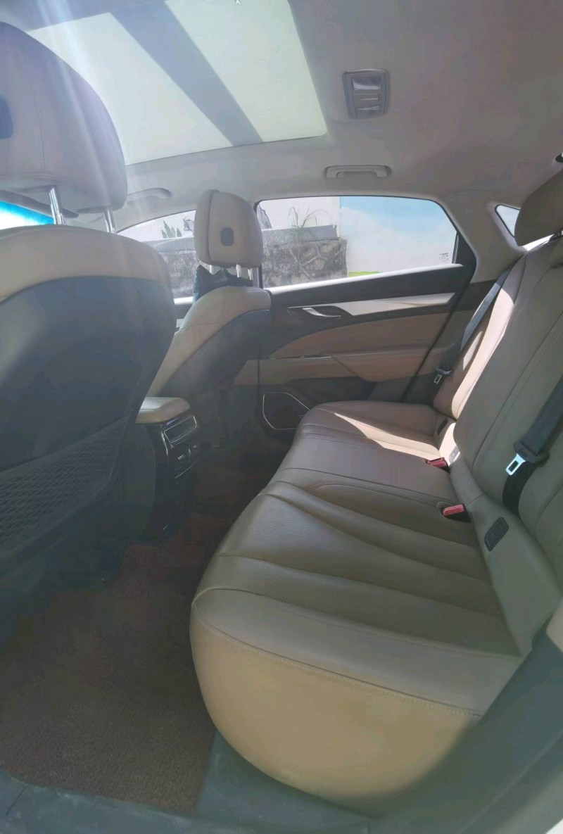 东莞18年吉利博瑞8