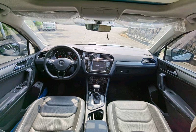 东莞17年大众途观8