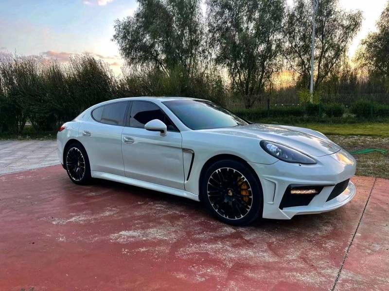 潍坊12年保时捷帕拉梅拉2