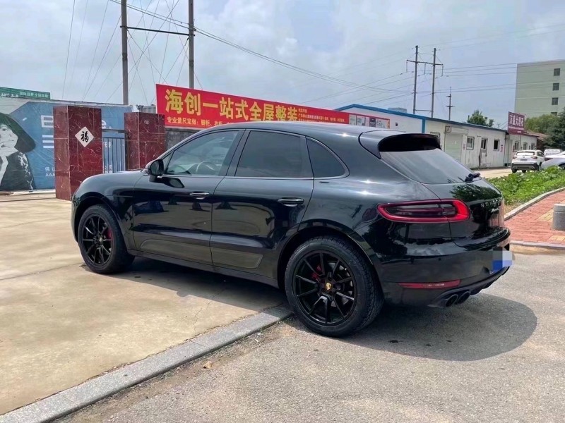 青岛14年保时捷Macan8