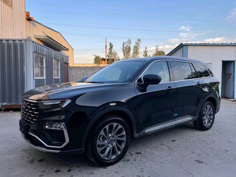 济宁22年福特领裕3