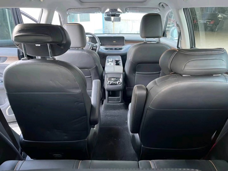 济宁22年福特领裕6