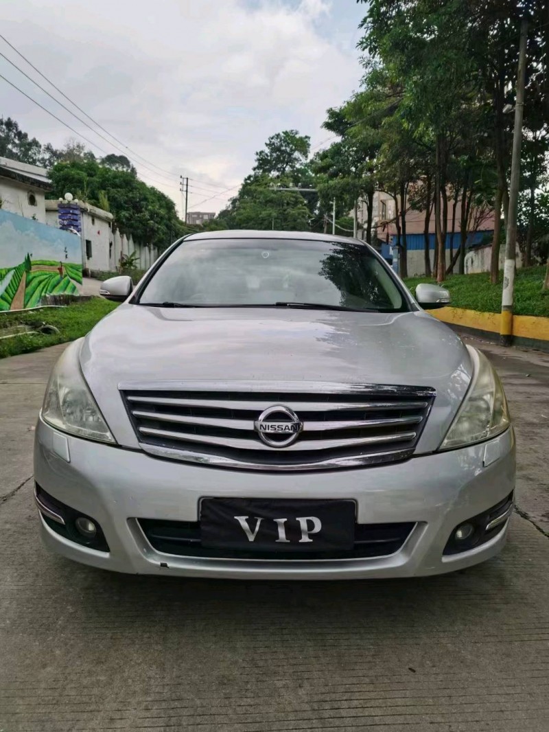 东莞10年日产天籁1