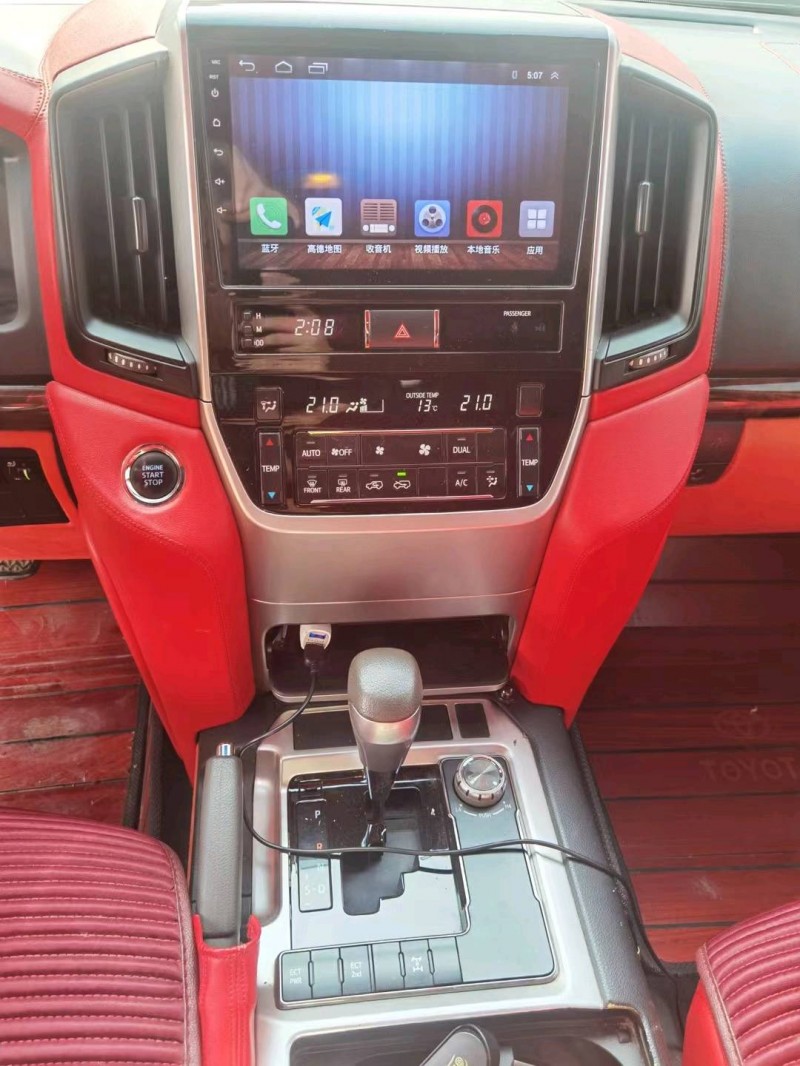 保定17年丰田兰德酷路泽4
