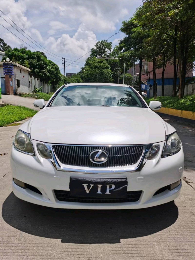 东莞10年雷克萨斯GS1