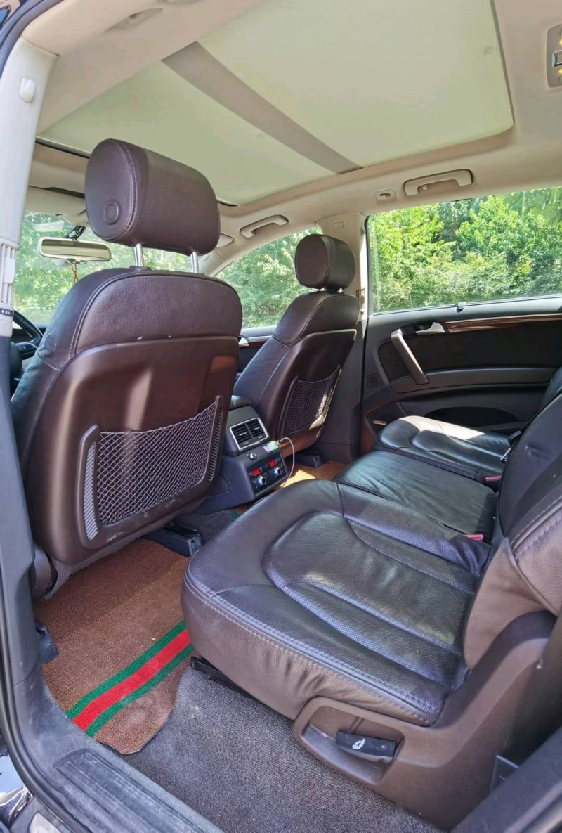 东莞15年奥迪Q77