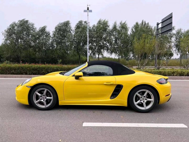 东营17年保时捷7189