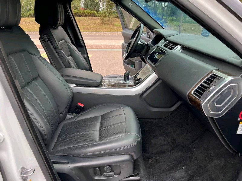 枣庄18年路虎揽胜运动2