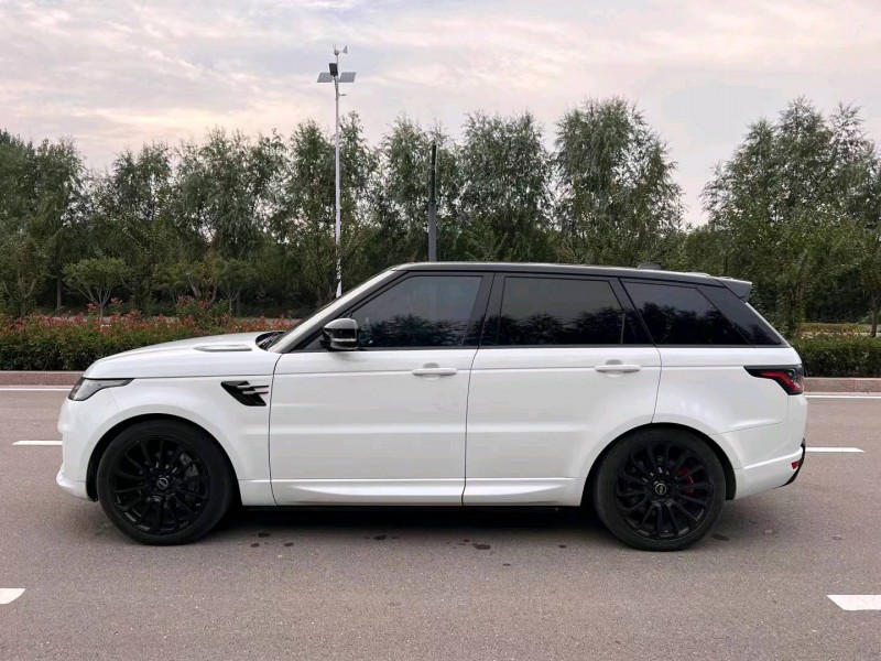 枣庄18年路虎揽胜运动1