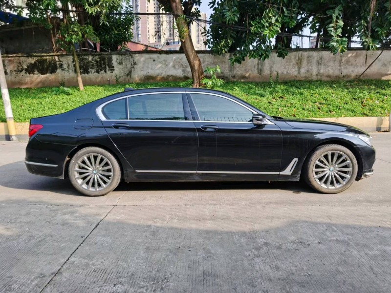 东莞17年宝马7系4