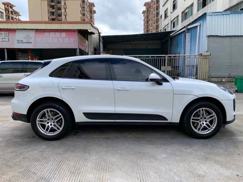 中山21年保时捷Macan2