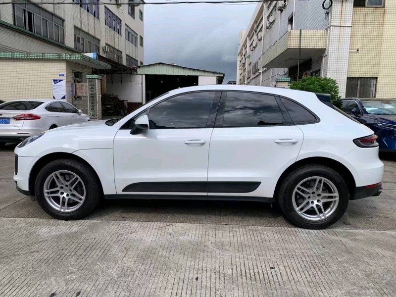 中山21年保时捷Macan3