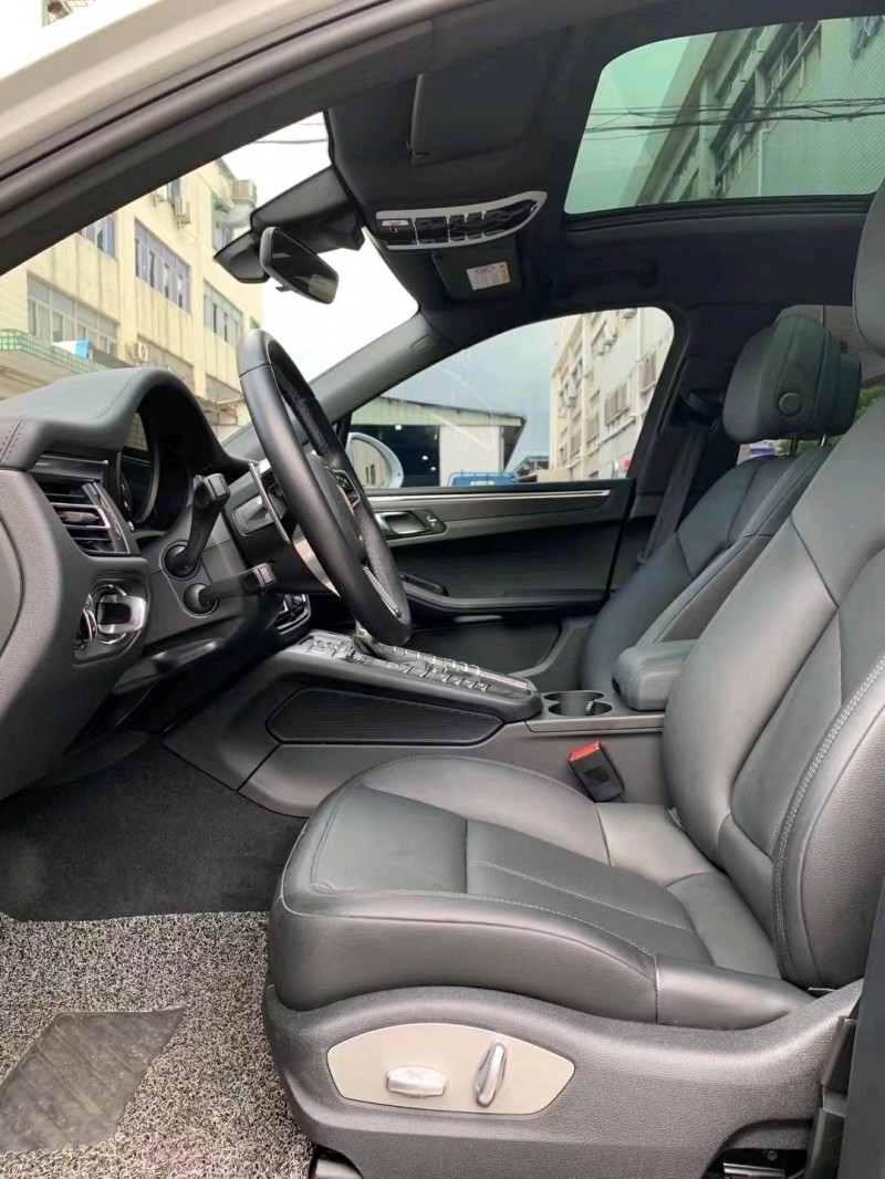 中山21年保时捷Macan9
