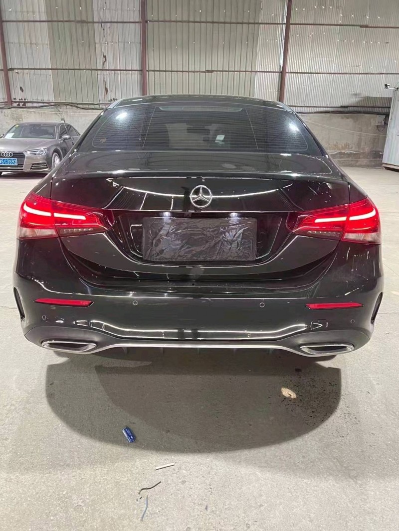 石家庄19年奔驰A1