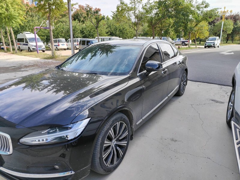 北京20年沃尔沃S902