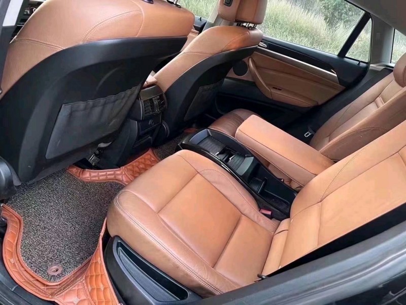 济宁09年宝马X64