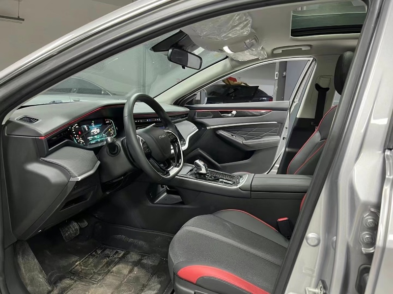 成都22年东风奕炫7