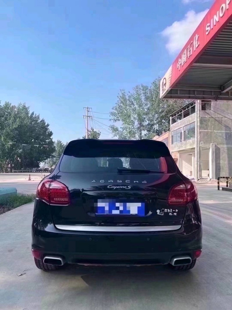 北京11年保時捷卡宴1