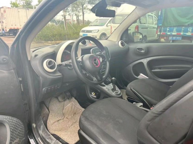 东莞17年奔驰smart6