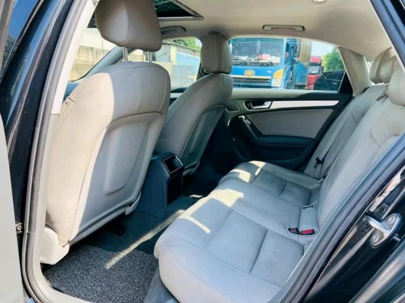 东莞13年奥迪A4L6